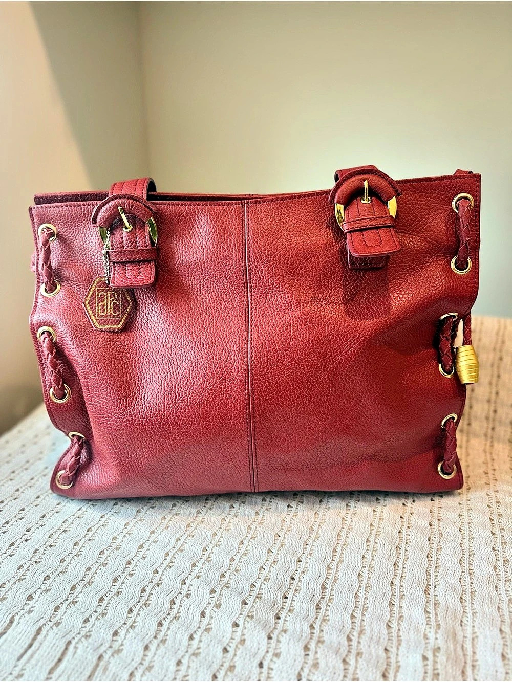 APC vintage 🍒 Red Leather Tote
